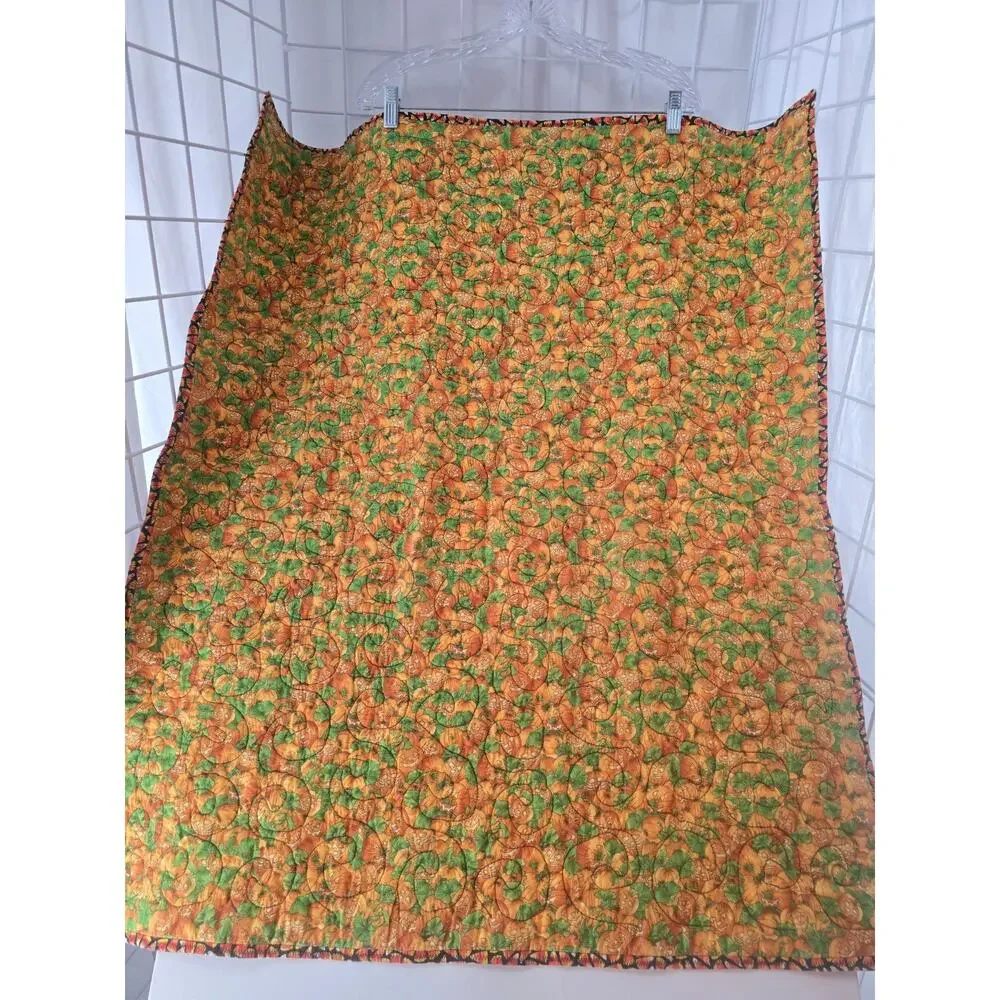 Halloween Pre-owned Home Made Quilt 31